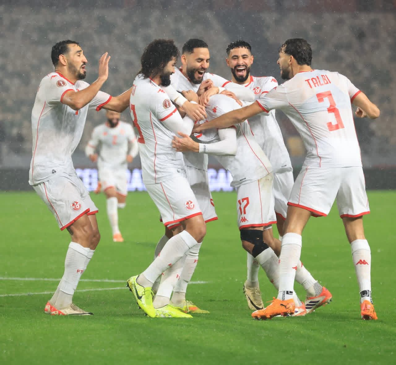 بثلاثية في شباك أوغندا: نسور قرطاج يكسرون عقدة البدايات في الـ