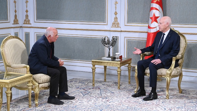 رئيس الجمهورية يكلّف المهندس التونسي علي بن حمود بتشكيل فريق لإيجاد حلول عاجلة في قابس