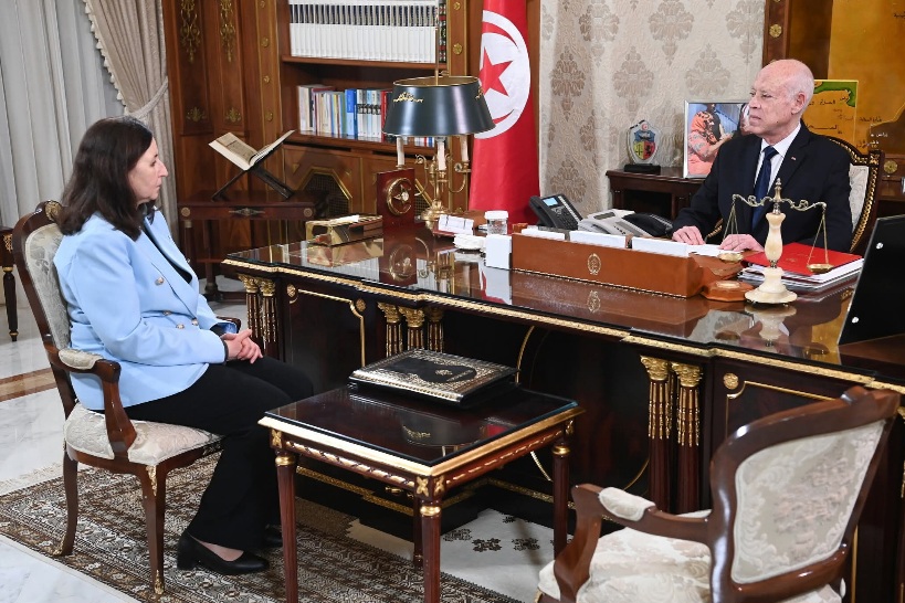 رئيس الجمهورية: الثّورة لن تكتمل بتشريع جديد فحسب بل بثورة في الثقافة وداخل الإدارة على وجه الخصوص