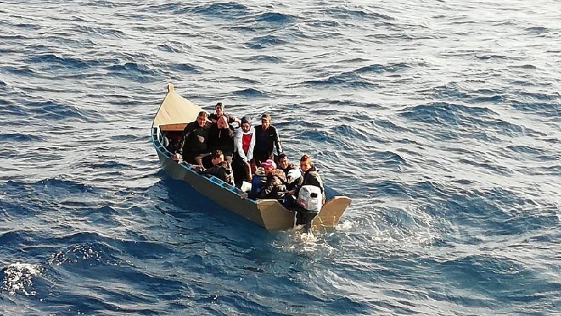 خلال يوم واحد.. انقاذ 326 مهاجرا غير نظامي من الغرق