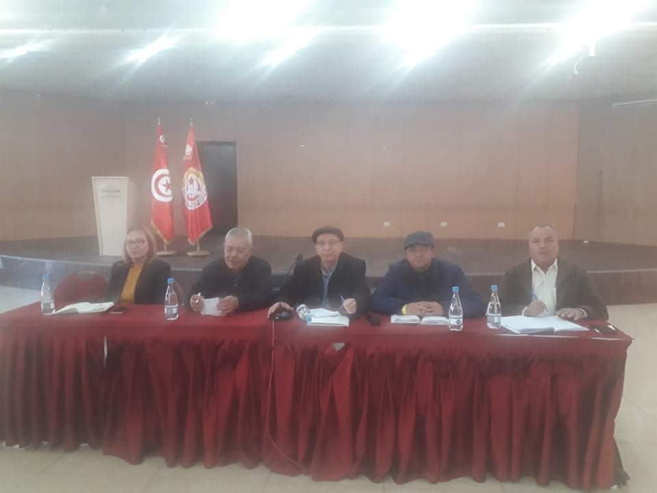 كاتب عام الجامعة العامة للتعليم الاساسي لـ"الصباح نيوز"..لا تقدم في المفاوضات.. والأولياء والمدرّسون والتلاميذ رهائن لدى الوزارة 1 received_594767102164677.jpeg